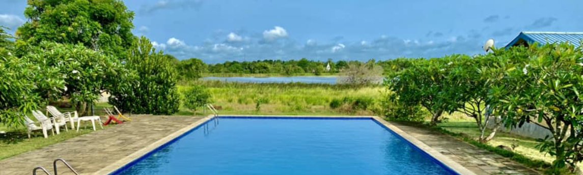 RHO Sigiriya Lake Edge Retreat Background image