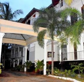 Happy Leoni hotel logo