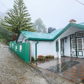 Peak View Cottage logo