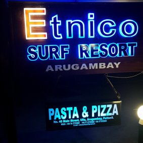 Etnico Surf Resort logo