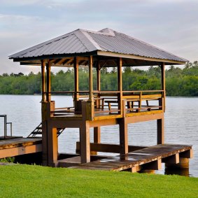 Okvin River Villa  logo
